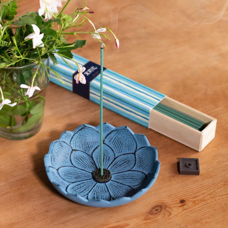 Iwachu Incense Burner - Light Blue Lotus Flower - 0