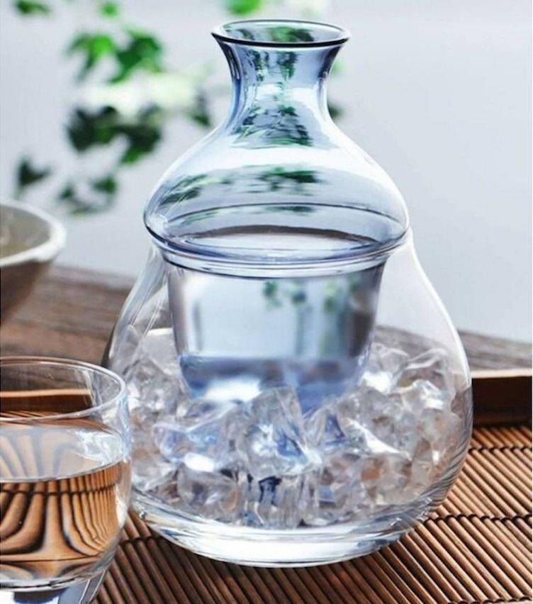 Toyo Sasaki Sake carafe - 0