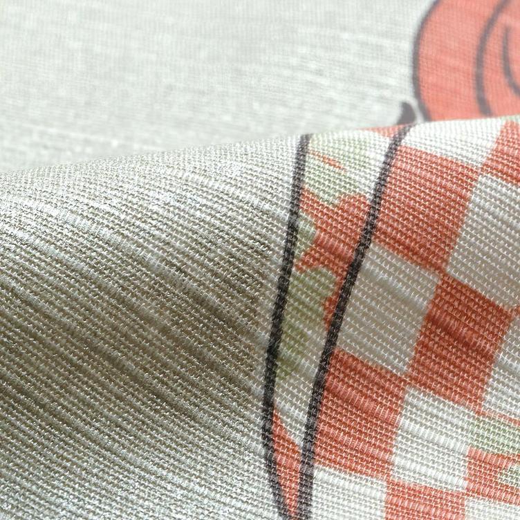 Furoshiki – A Woman Playing (48 cm) - 0